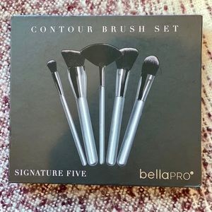 Bella Pro Signature Five Silver Contour Brush Set